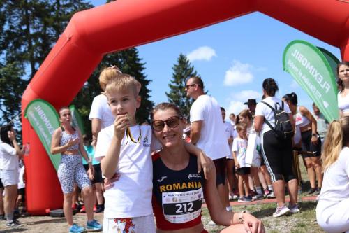 Run-to-the-Hills-2024-12